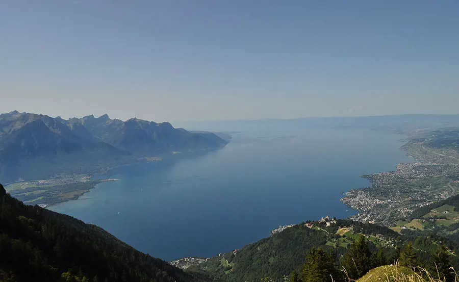 Assessing the water quality in Lake Geneva